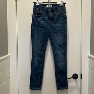 Madewell Curvy Roadtripper Skinny Jean